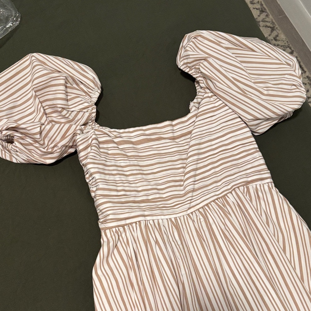 Abercrombie Striped Puff Sleeve Dress